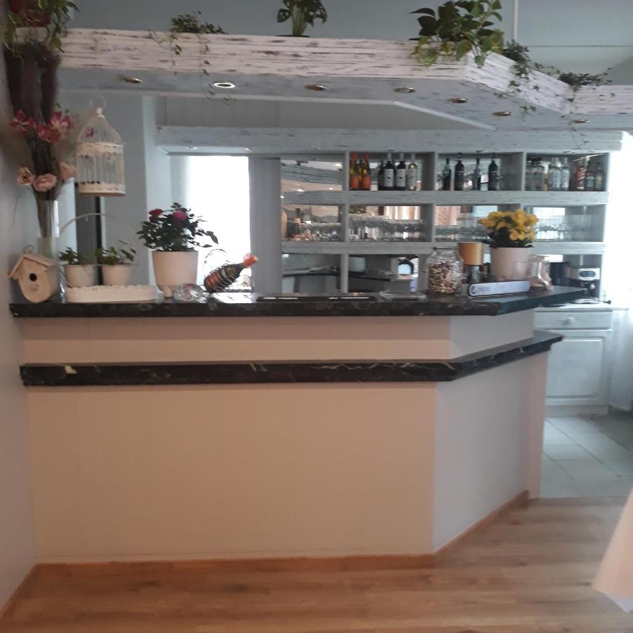 Iskra Hotel Radom Luaran gambar