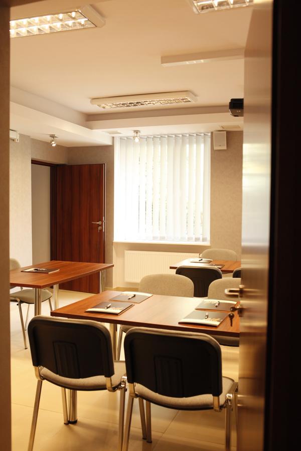Iskra Hotel Radom Bilik gambar