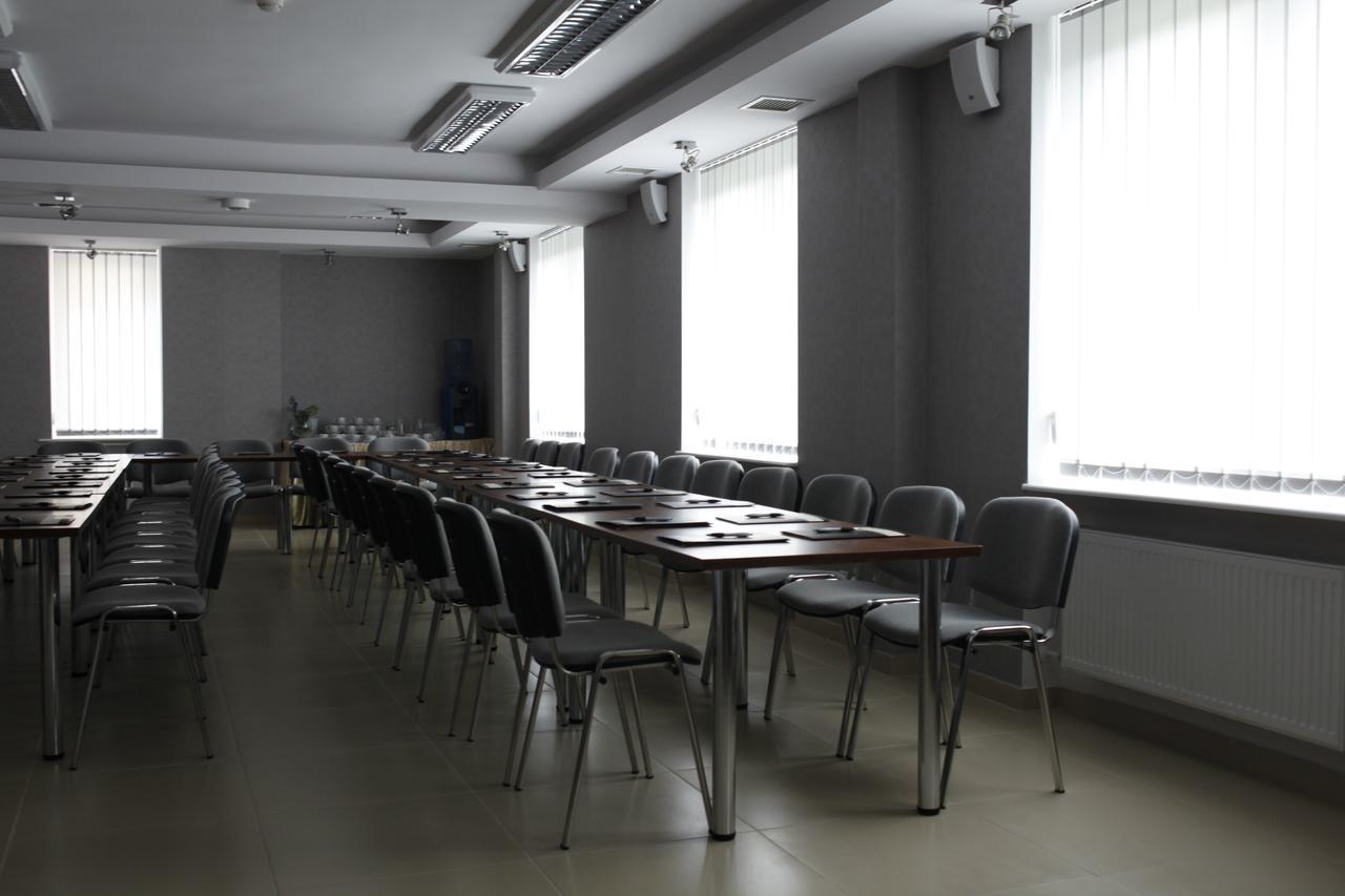 Iskra Hotel Radom Bilik gambar