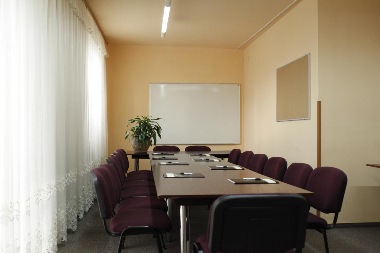 Iskra Hotel Radom Luaran gambar