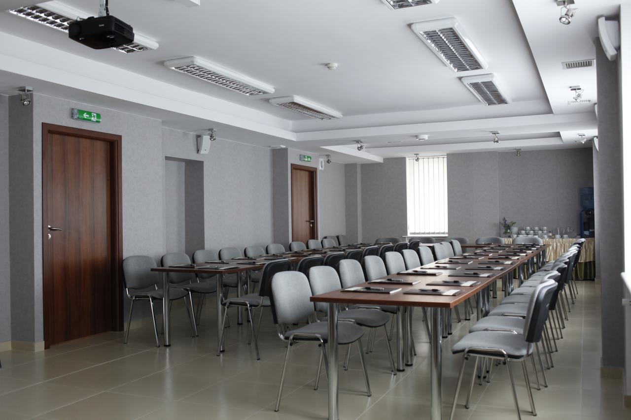 Iskra Hotel Radom Bilik gambar