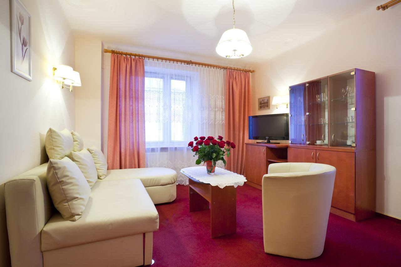 Iskra Hotel Radom Bilik gambar