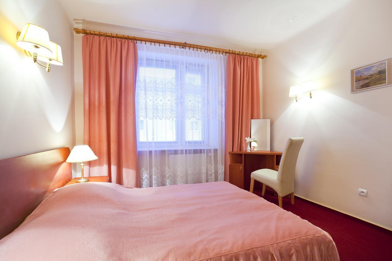 Iskra Hotel Radom Bilik gambar