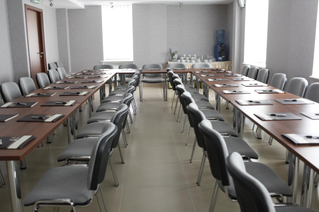 Iskra Hotel Radom Bilik gambar