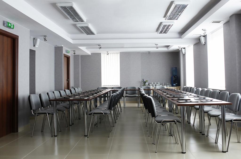 Iskra Hotel Radom Luaran gambar